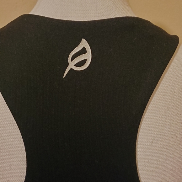 P'tula Small Sports Bra Black Crop Top - Picture 4 of 5